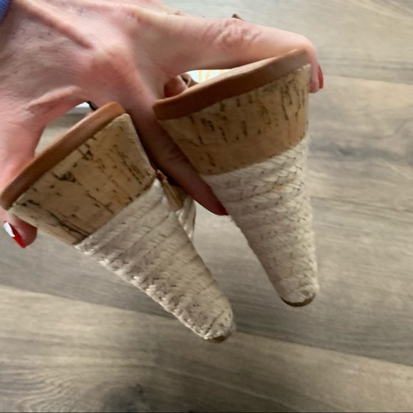 Charles by Charles David Authentic Espadrille Wedges NWOT - Picture 4 of 7